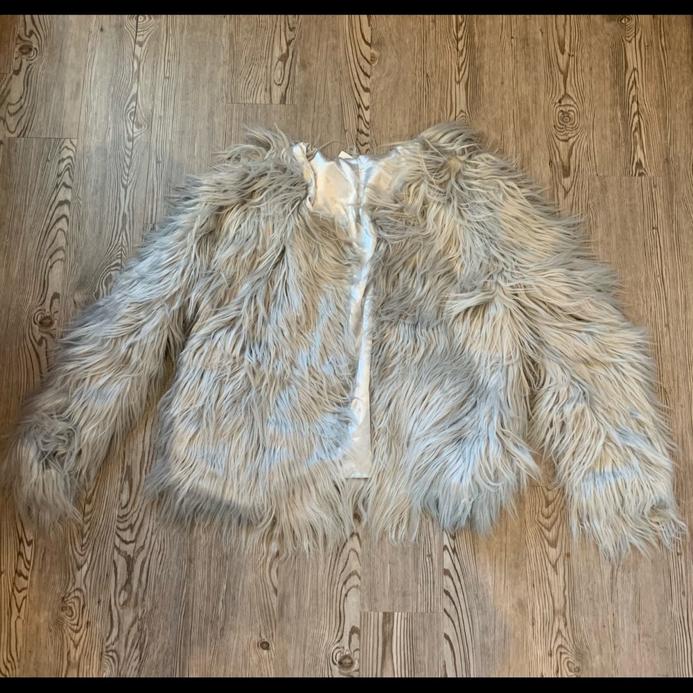 Faux fur grey jacket